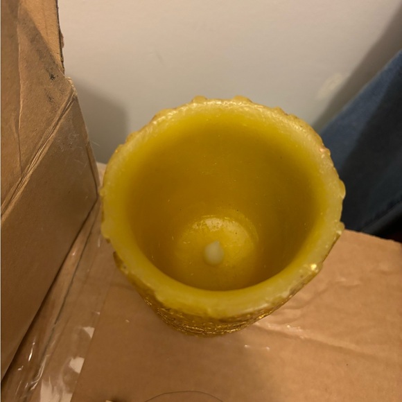 Gold Ornate Flameless Candles - Picture 4 of 5